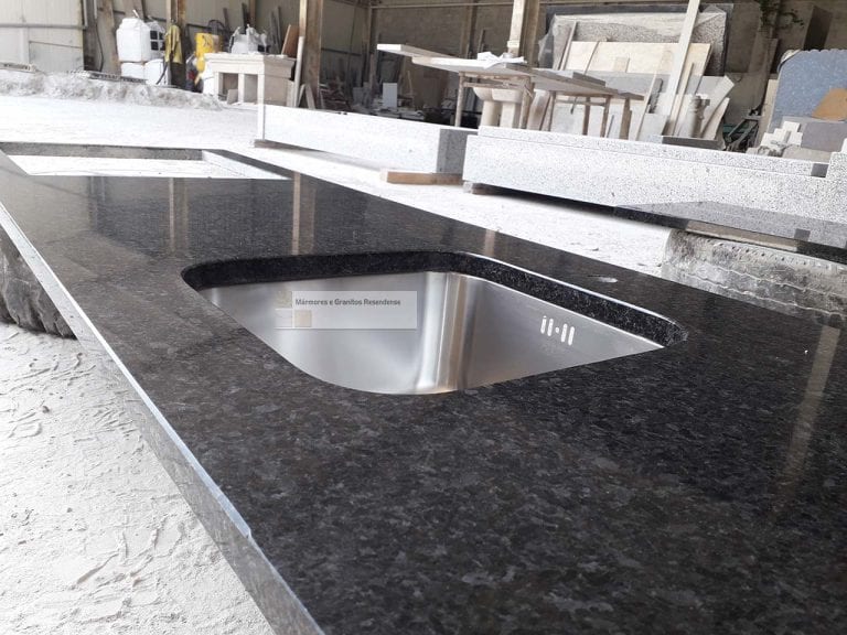 Granito Preto Tipos Preços e 40 belas imagens Dicas Decor