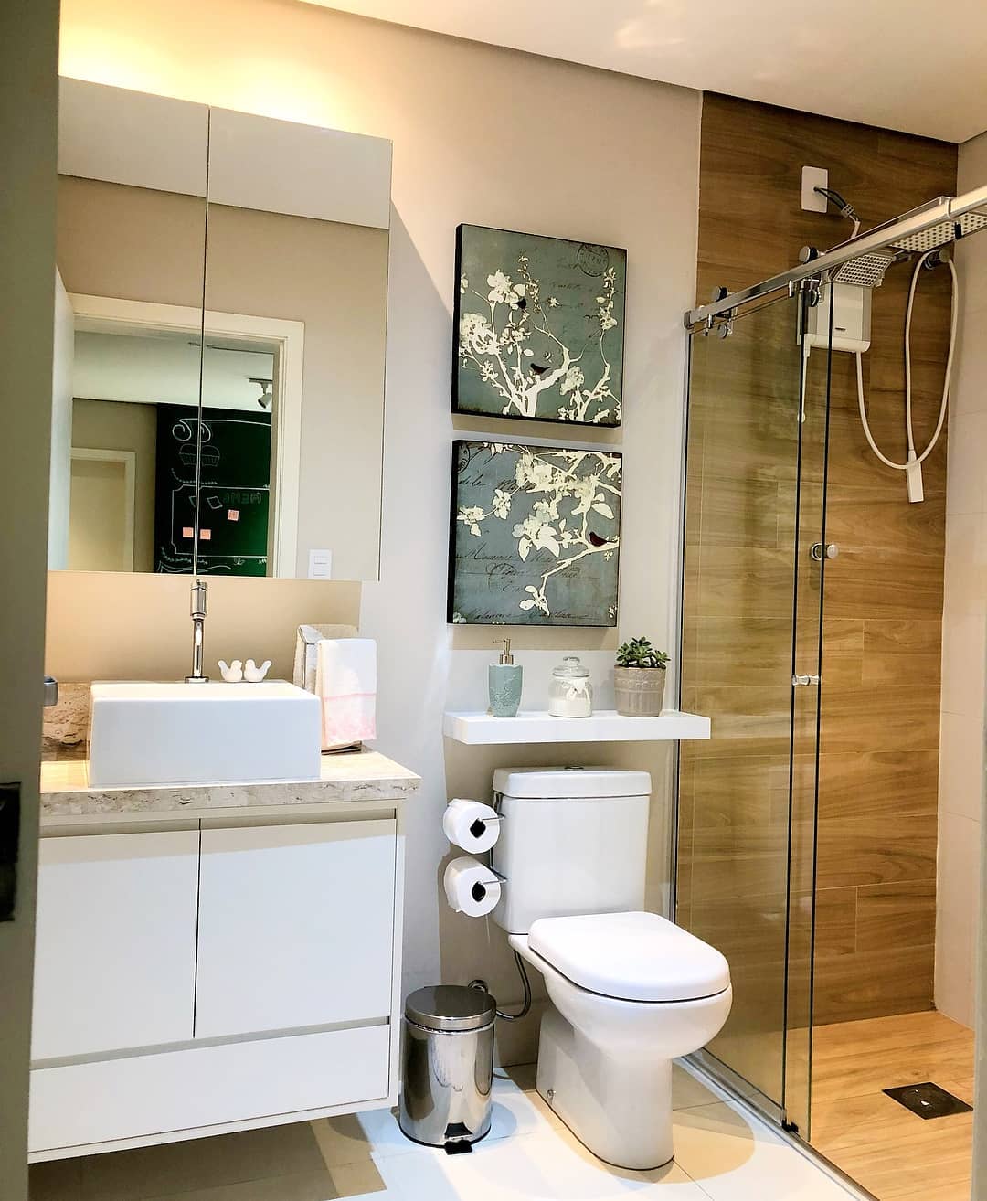 Banheiro com Revestimento de Madeira: 40+ ideias e modelos - Dicas Decor