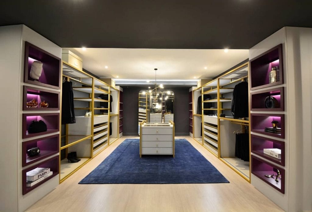 Closet para Casal: 40 projetos e inspirações - Dicas Decor