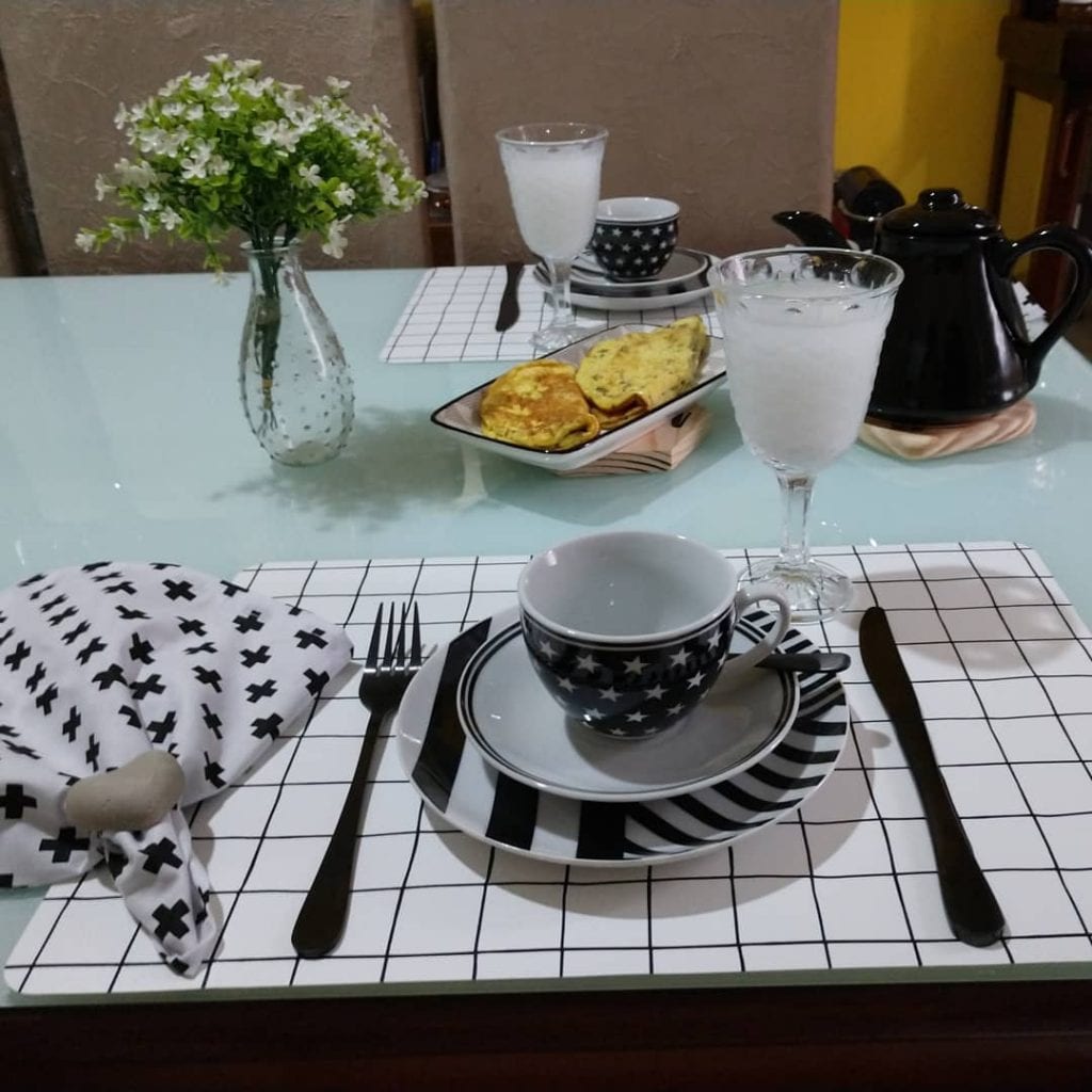 mesa-cafe-da-manha
