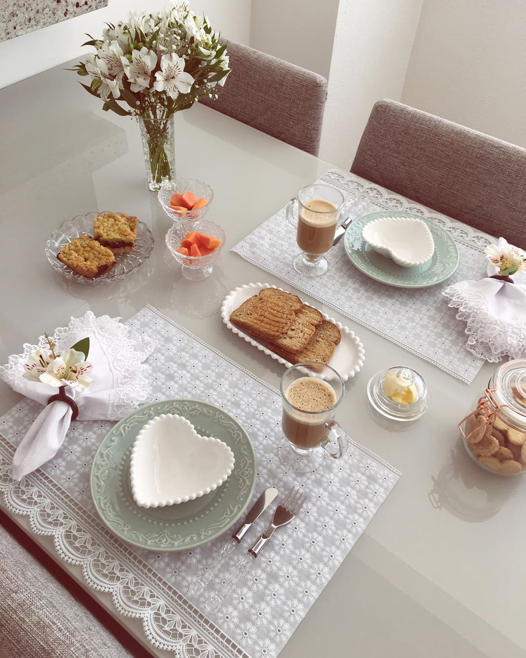 Mesa Posta Café da Manhã: como arrumar e 30 inspirações - Dicas Decor