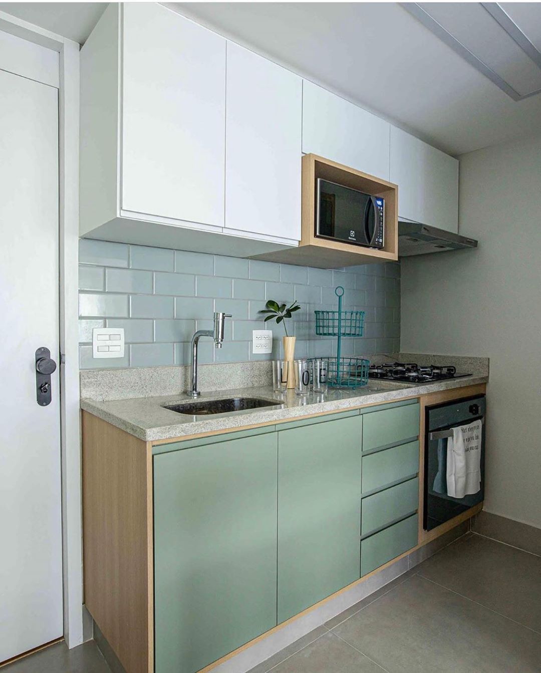 cozinha verde claro pequena