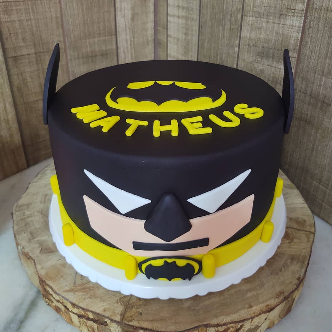 bolo para festa batman