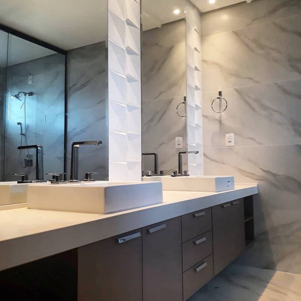 Bancada Dupla no Banheiro: 48 incríveis inspirações! - Dicas Decor