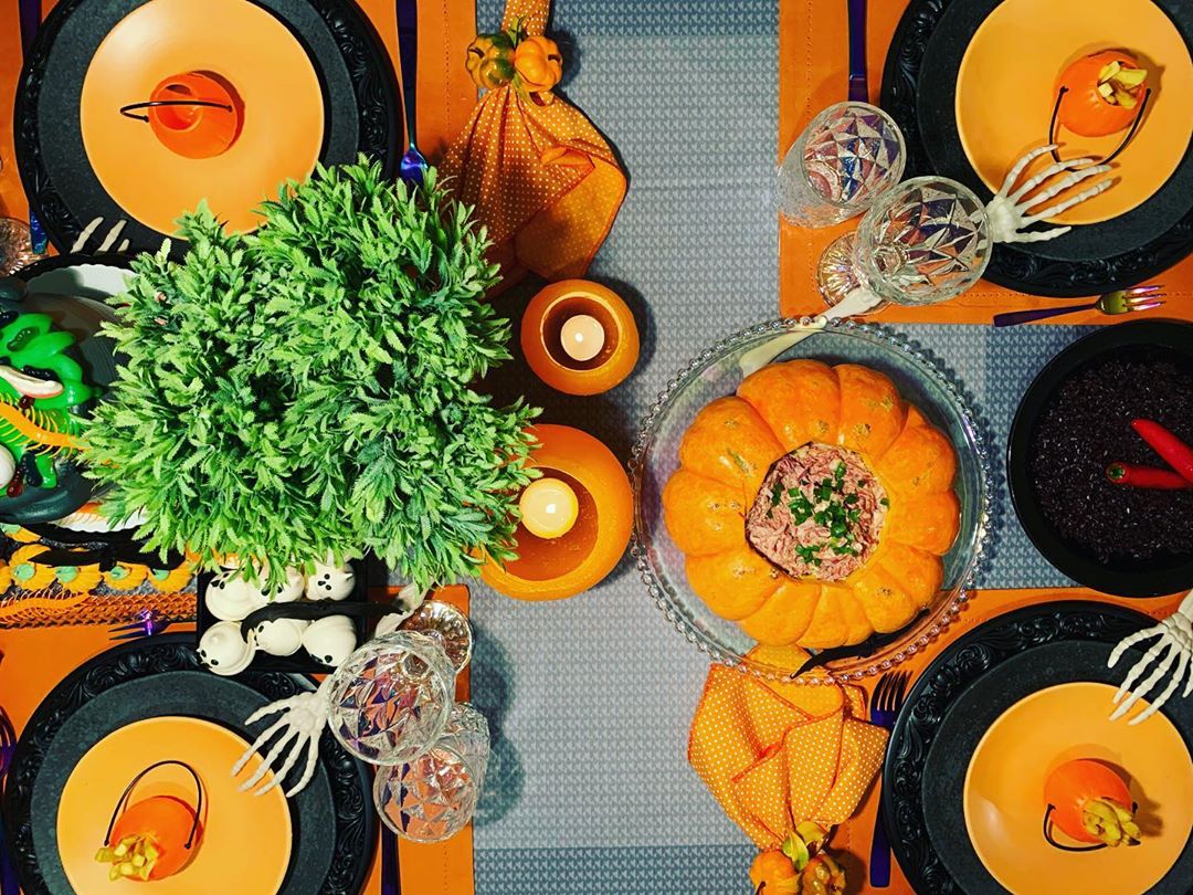 Mesa de Halloween 35 ideias criativas e práticas Dicas Decor